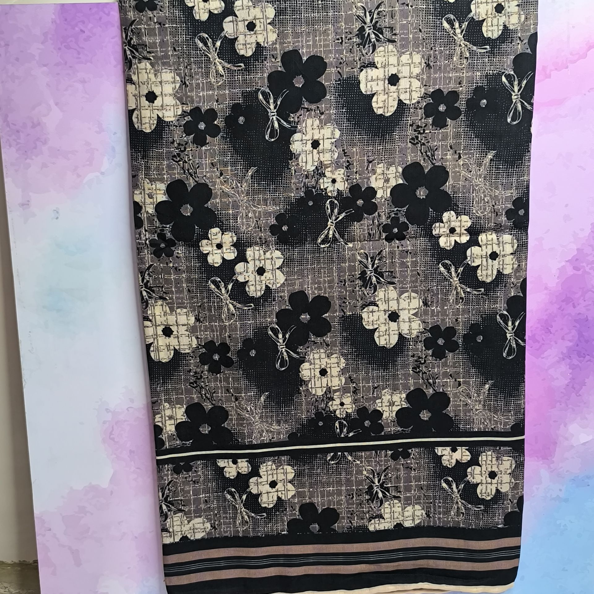 روسری طرح دار وارداتی ساخت کشور ترکیه جنس اصلی
