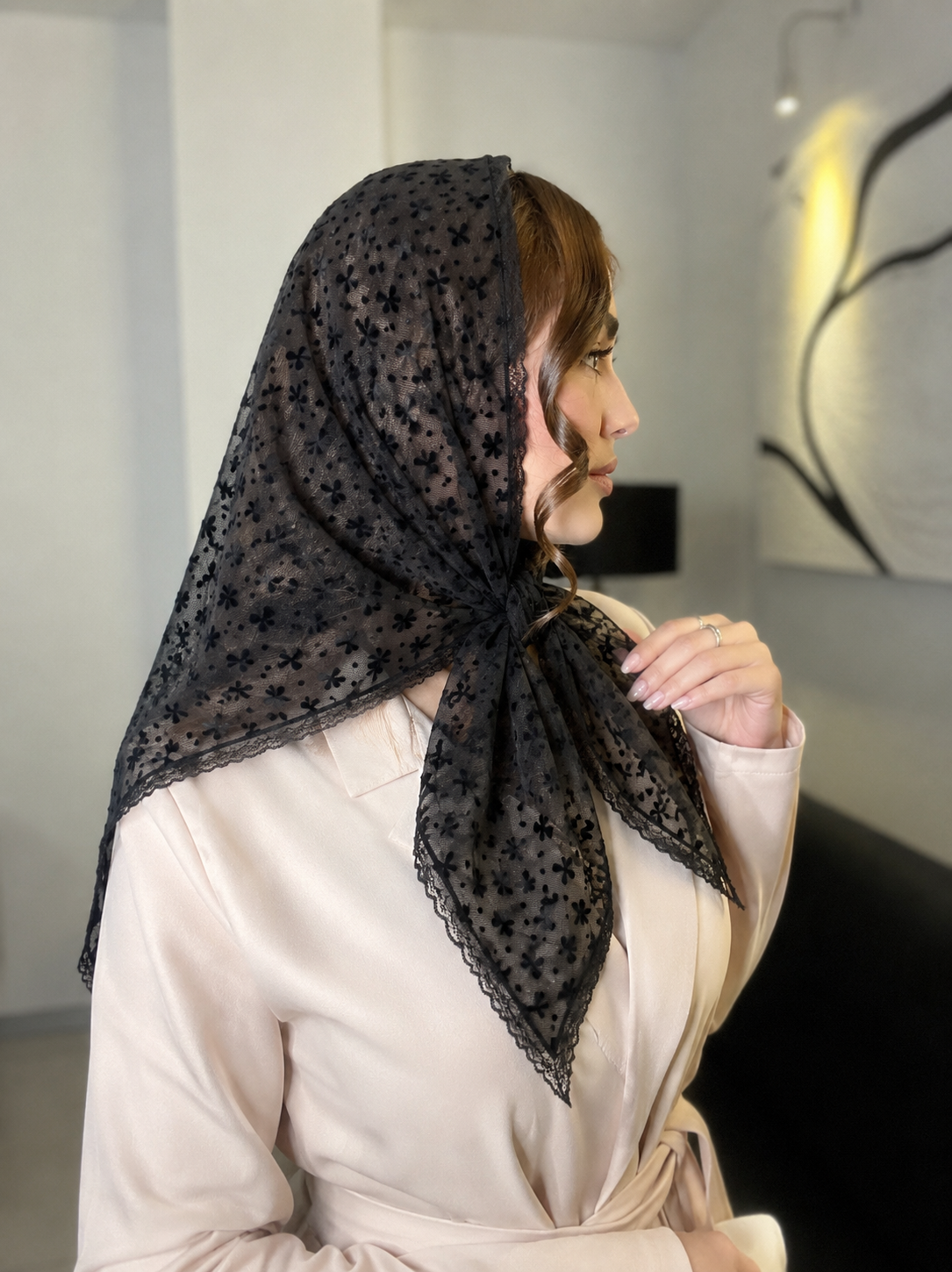 روسری دانتل سه گوش مدل پاپیون