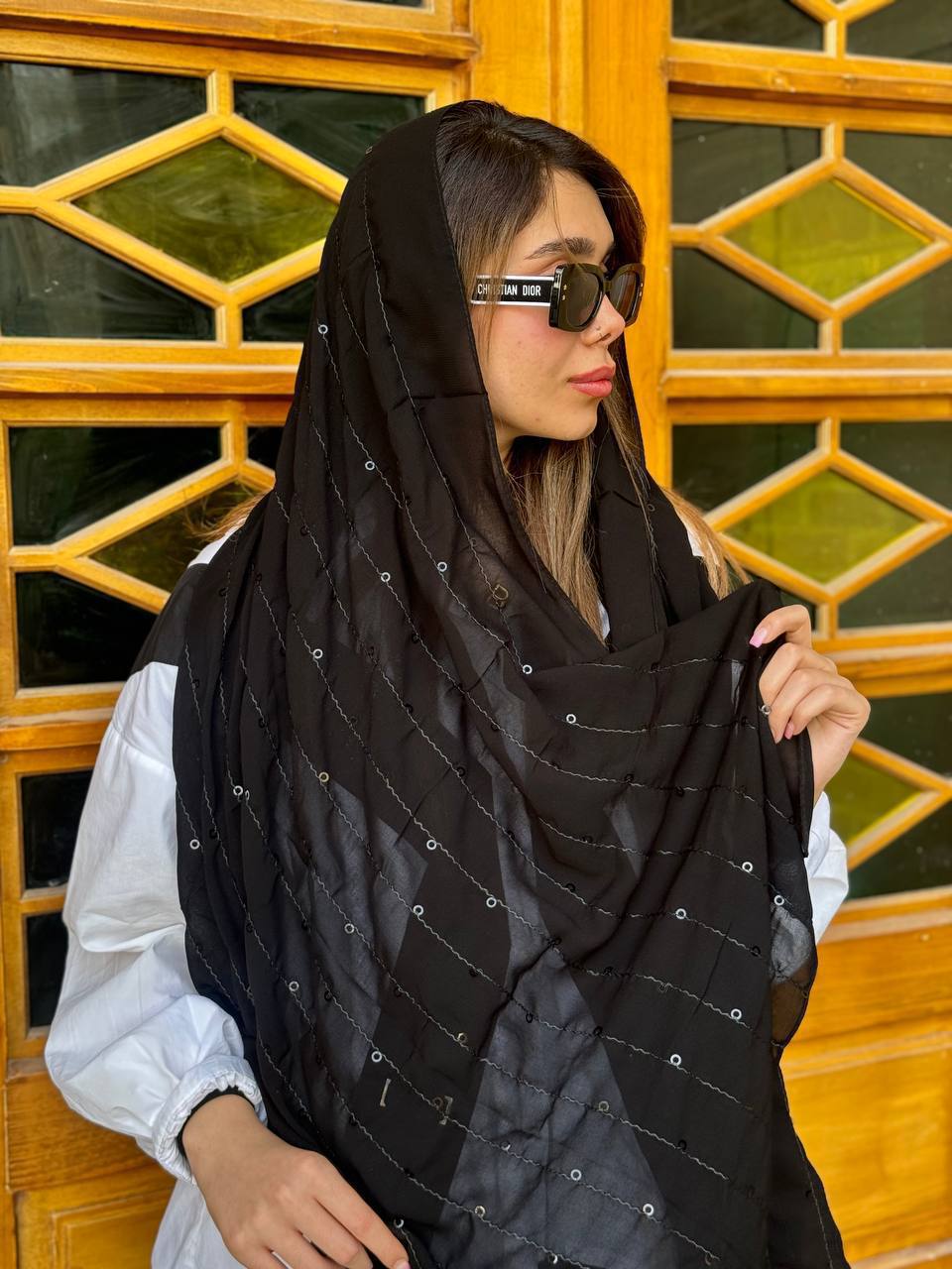 شال مشکی وارداتی