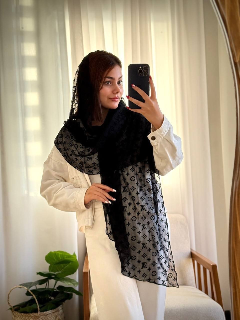 شال حریر مخمل مشکی زنانه