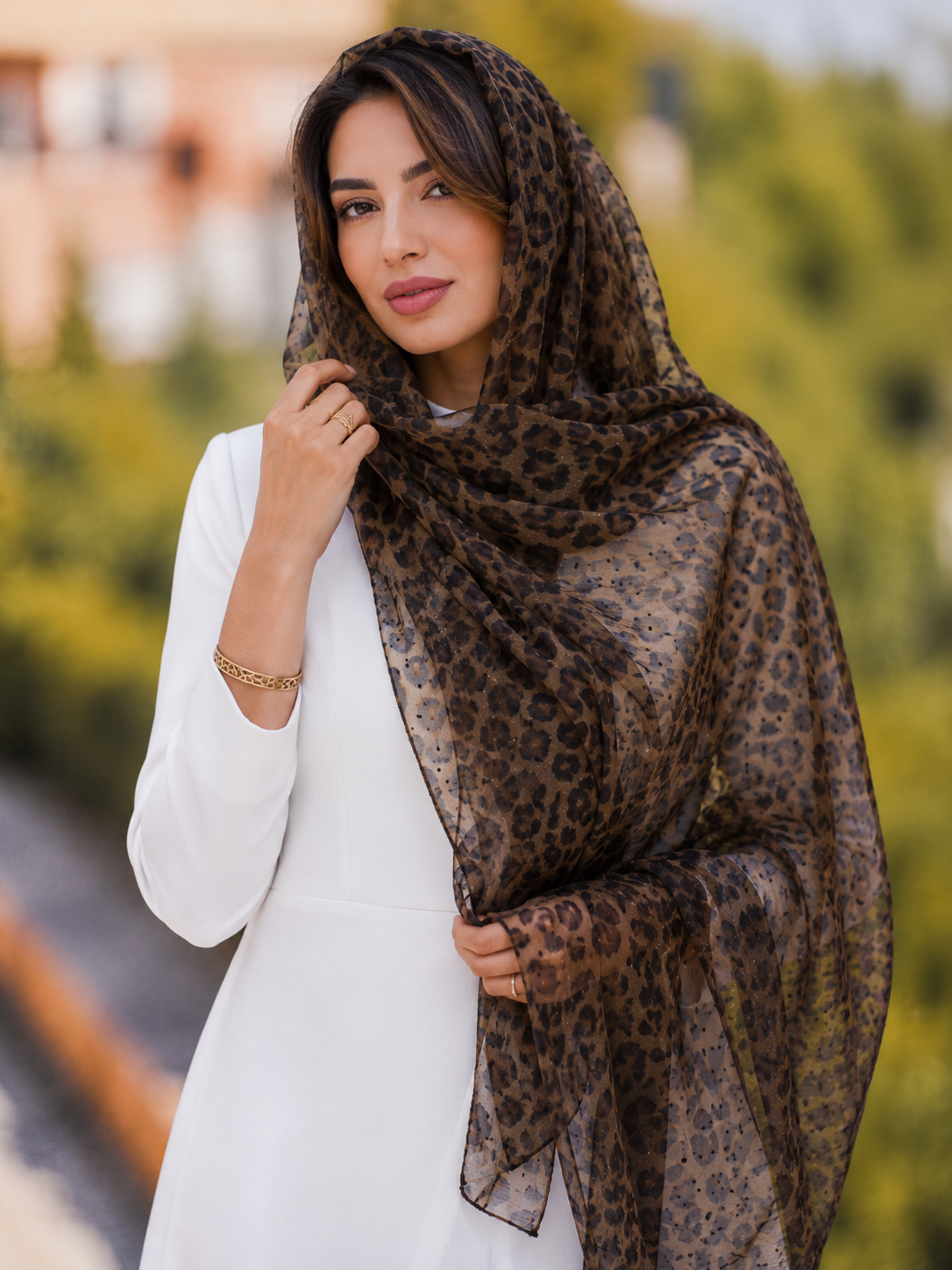 شال حریر پلنگی مجلسی زنانه نگین دوزی