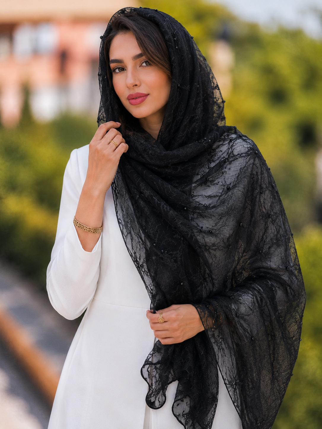 شال حریر مجلسی زنانه مروارید دوزی شده