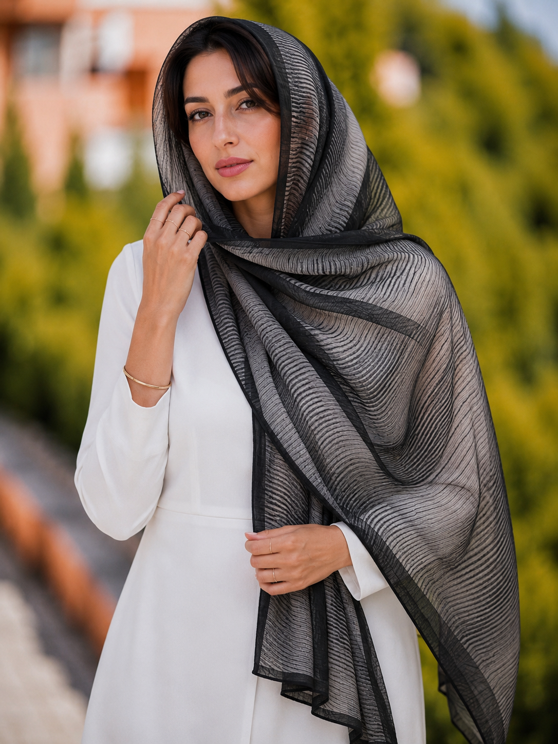 شال حریر ابریشم مجلسی مشکی زنانه