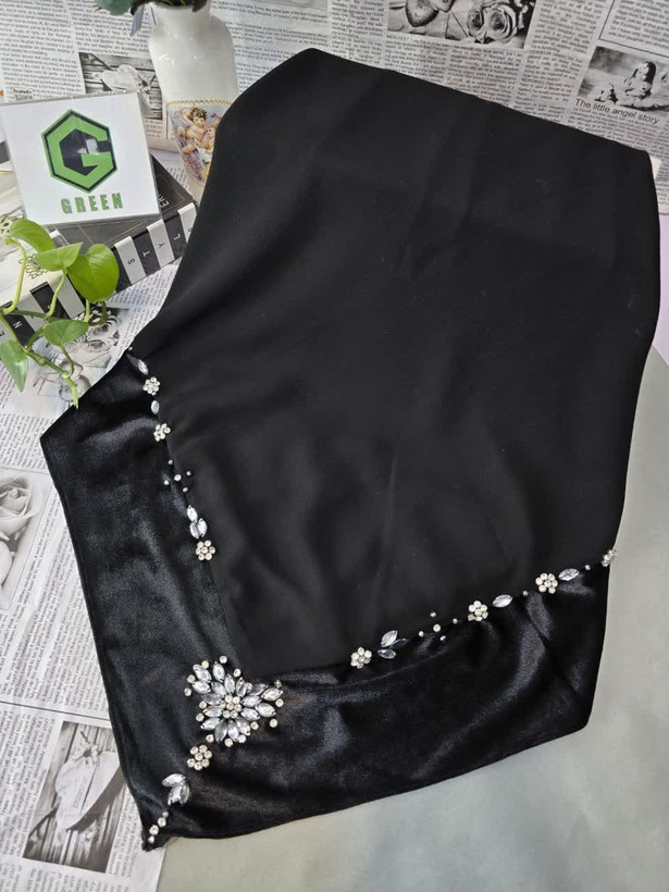 روسری ژرژت دور مخمل منجوق دوزی