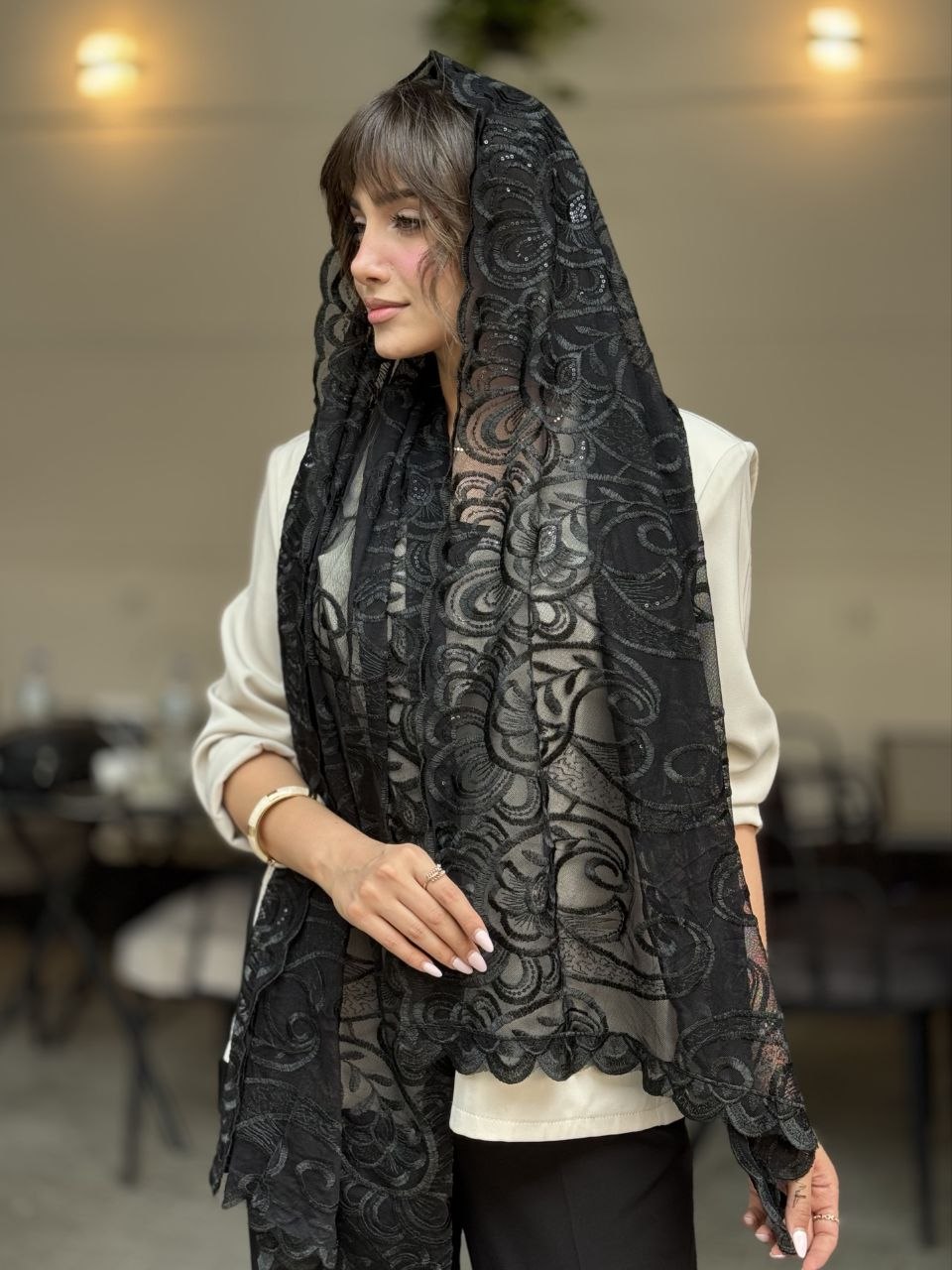 شال حریر ابریشم پولک دار مجلسی زنانه