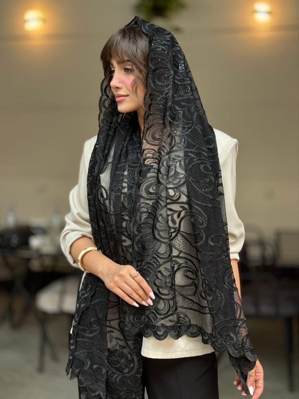 شال حریر ابریشم پولک دار مجلسی زنانه