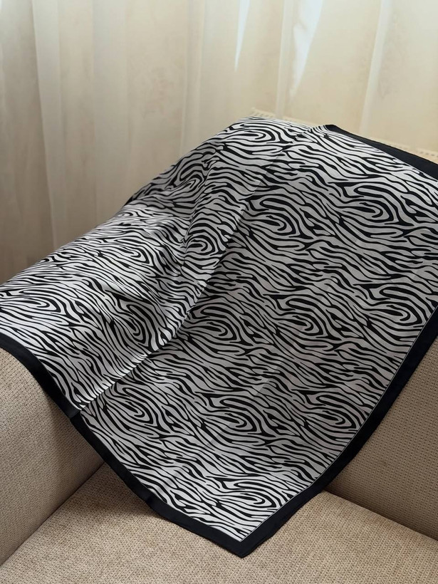 مینی اسکارف ابریشم مجلسی زنانه