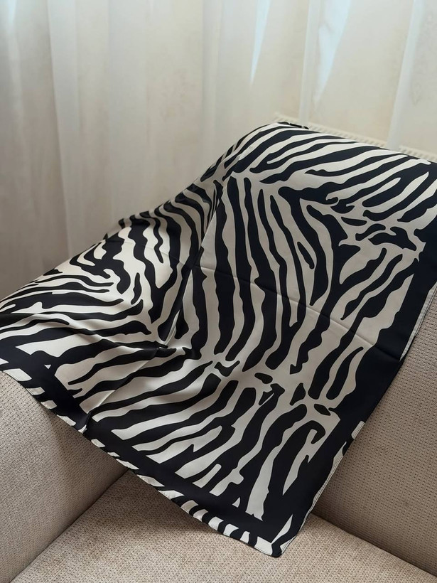 مینی اسکارف ابریشم مجلسی زنانه