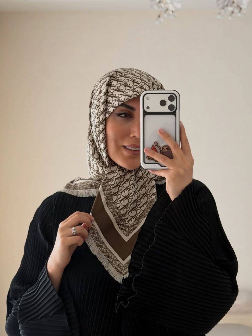 روسری ابریشم مجلسی زنانه دور ریش ۱۰۰
