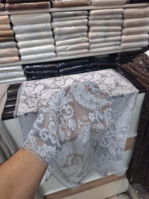 شال گیپور گلدار نگین کاری مرواریدی مجلسی زنانه