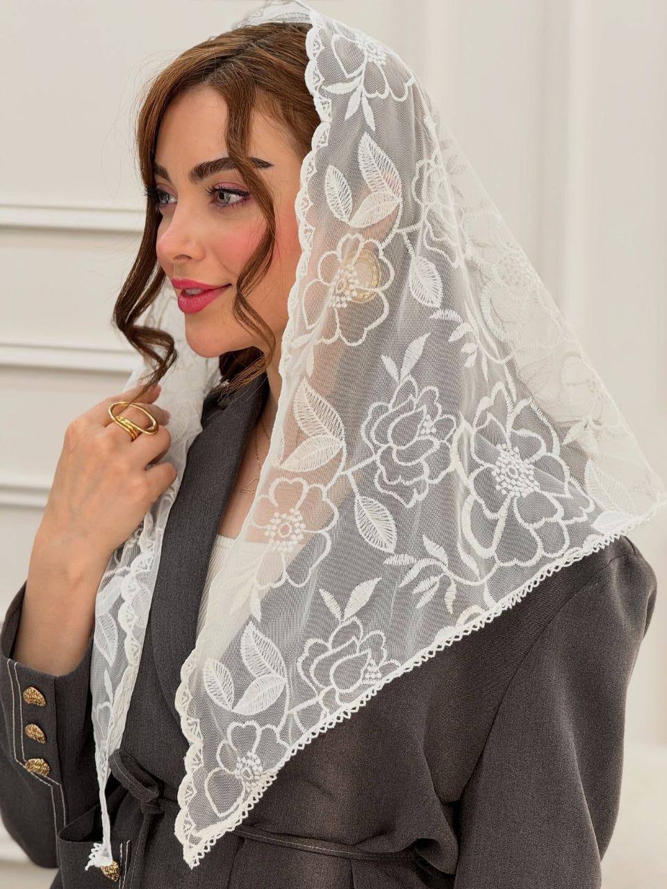 روسری دانتل سه گوش سفید مجلسی زنانه
