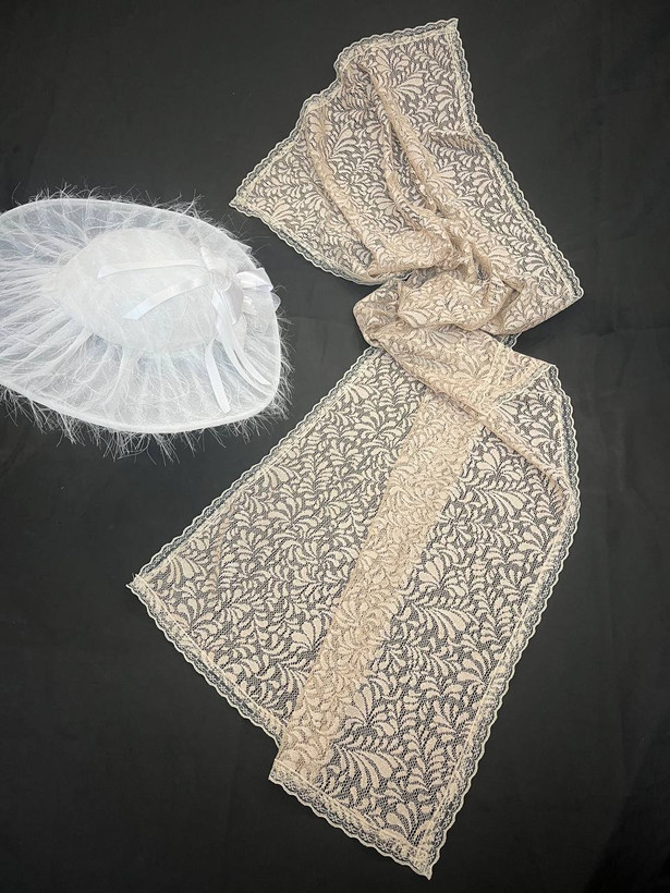 شال گیپور نگین کارشده مجلسی زنانه کرم بژ