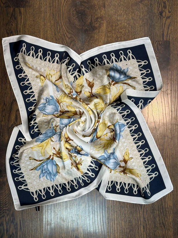 مینی اسکارف ابریشم مجلسی زنانه طرح گل طلایی